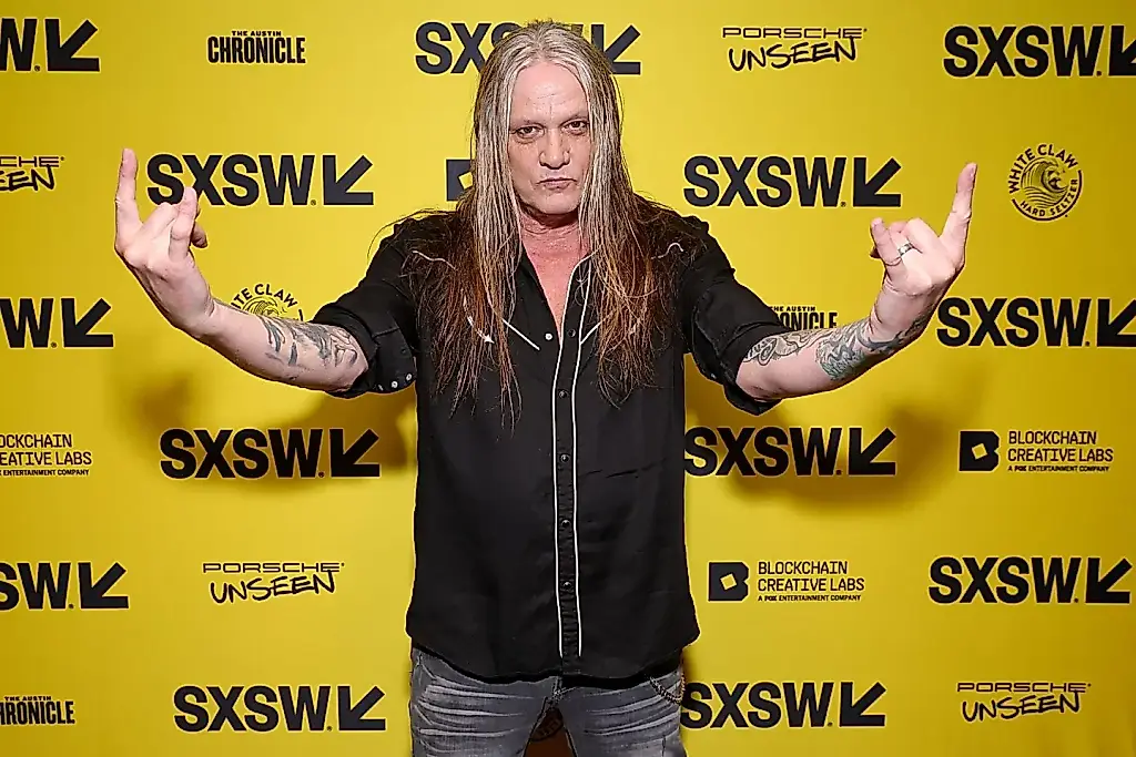 Bach sustituye a Dee Snider