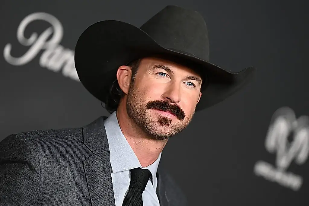 Un móvil contra una estrella del country