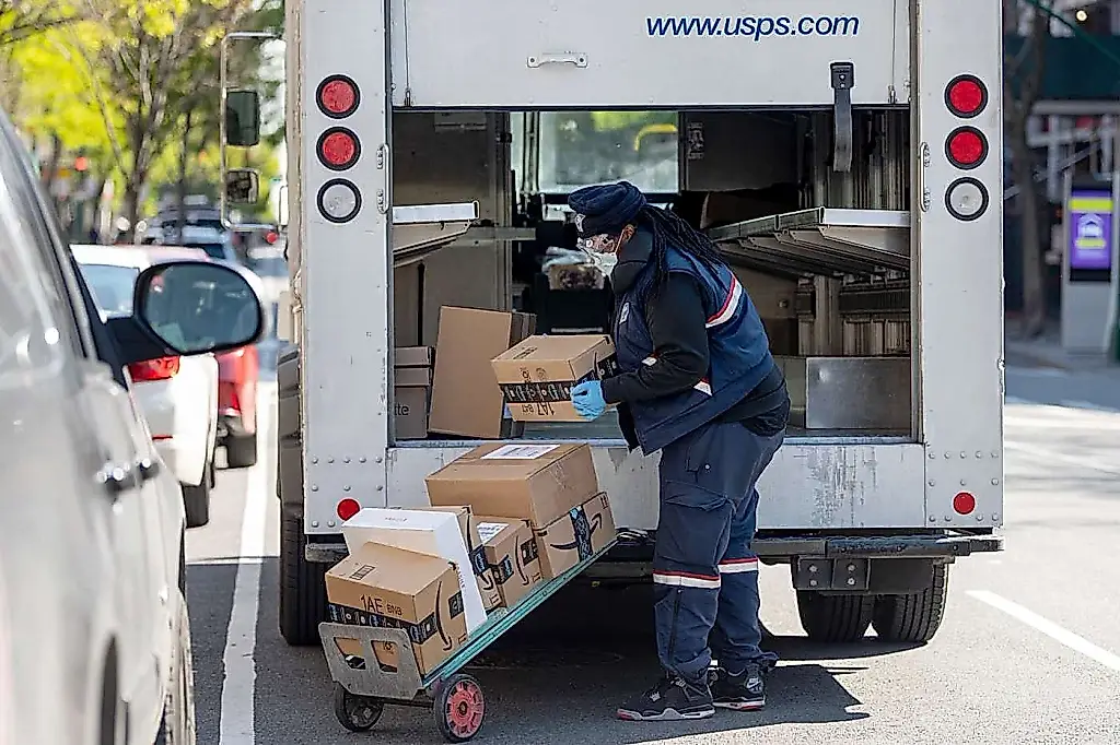 Amazon recorta envíos a través de USPS