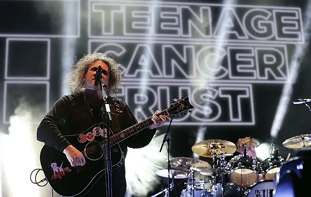 Robert Smith convierte el Royal Albert Hall en un maratón musical de una semana
