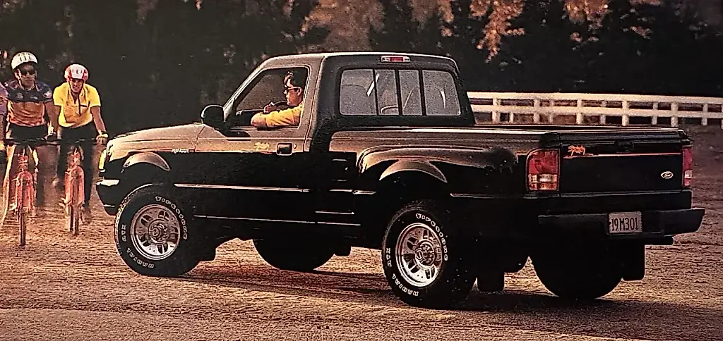 Компактный хулиган Ford Ranger