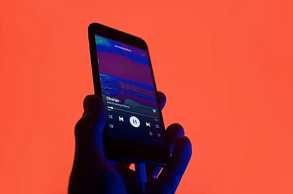 Spotify contra la música hecha con IA
