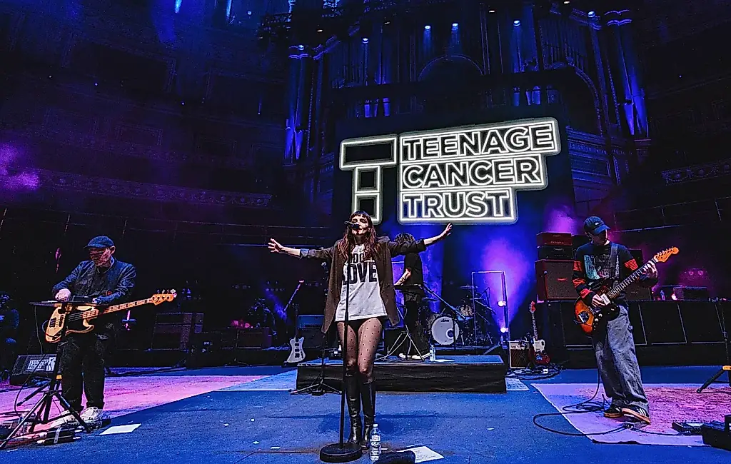 Chvrches presentan ‘Conman’