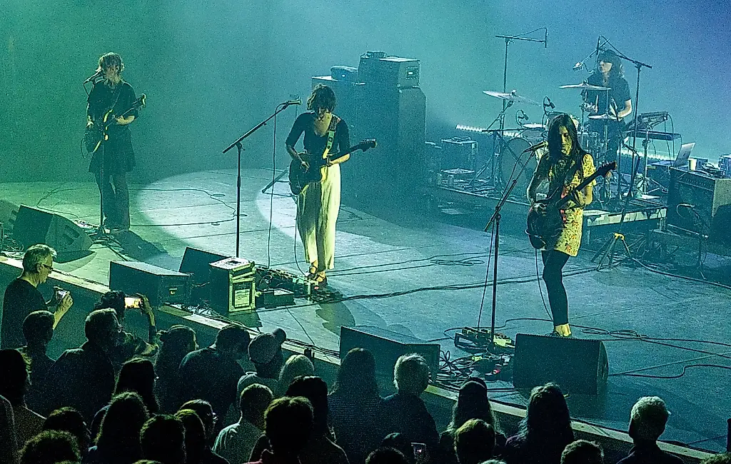 Warpaint inauguran el Meltdown de Harry Styles: primer concierto en dos años