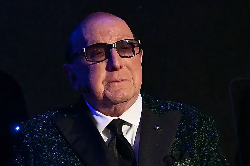 Clive Davis, leyenda de la industria musical, muere a los 94 años