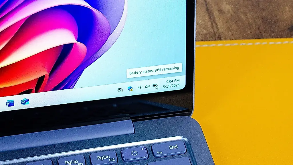 Microsoft Surface: barato, pero no tanto; la mitad de memoria por un poco menos de dinero