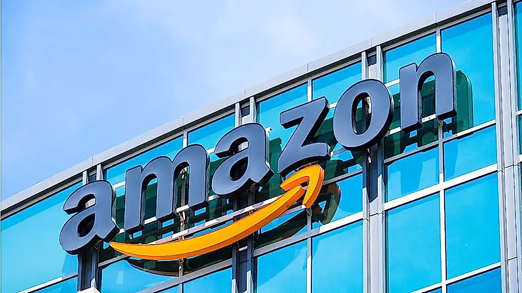 Amazon набирает 11 000 стажёров и новичков на фоне массовых увольнений у конкурентов