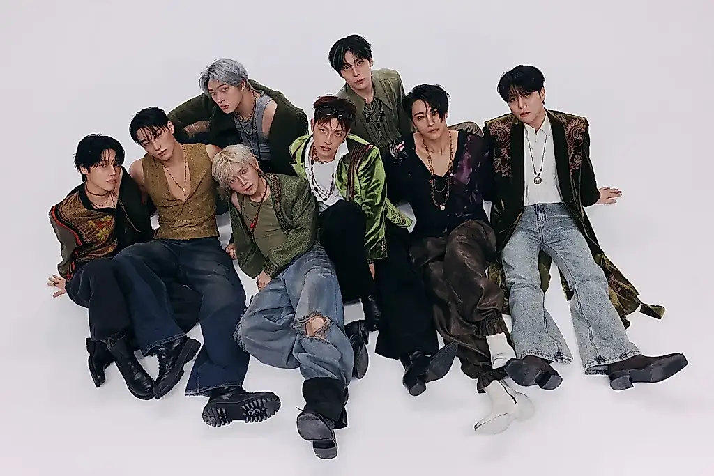 ATEEZ занимает первое место на Billboard 200 с альбомом GOLDEN HOUR : Part.5