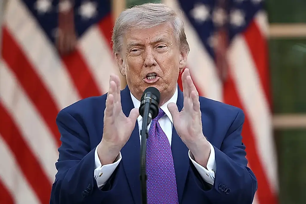La Casa Blanca llama a Trump «Iceman» con Drake de fondo: reacción de los fans y las redes