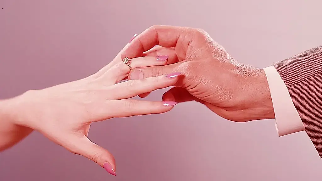 Cómo ver en línea «El lado oscuro de ‘Casados a primera vista’»