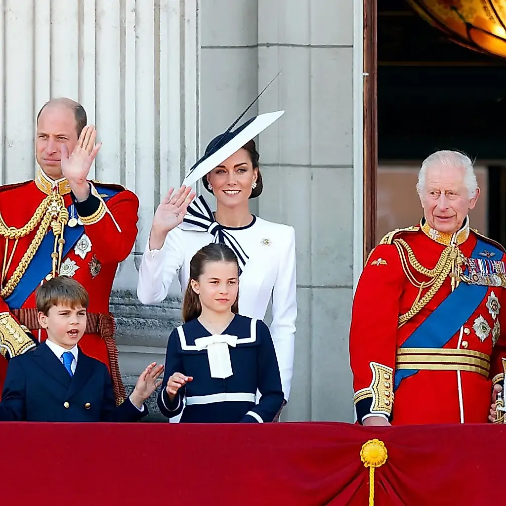 Un autor de la realeza: el futuro de la Corona peligra sin dos miembros de la familia