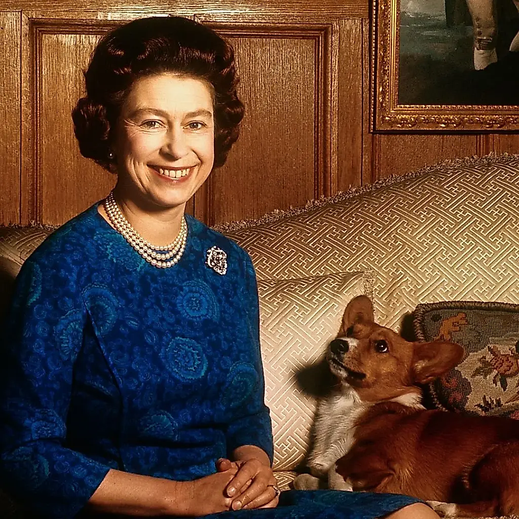 La orden milimétrica de Isabel II: qué heredó el personal de la ventanita del príncipe Andrés