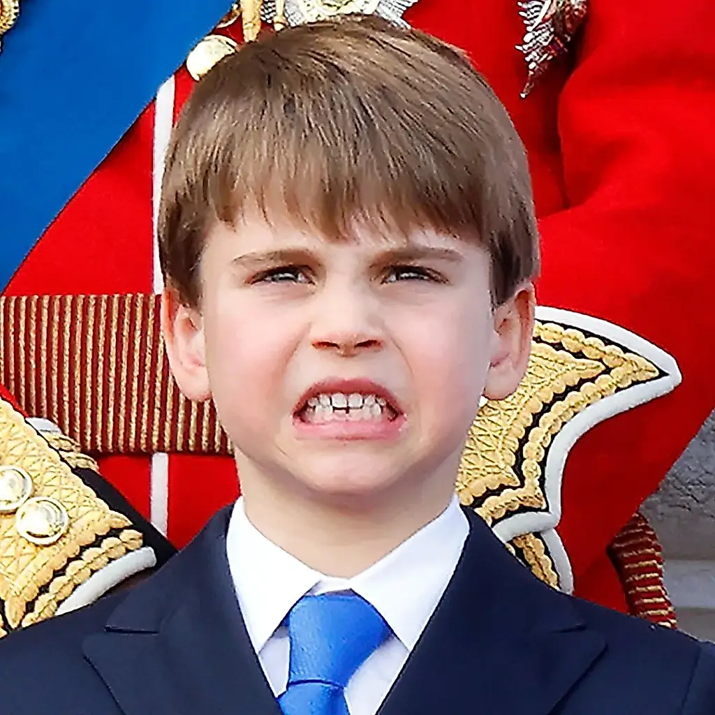 El príncipe Louis dejó manchas en el coche tras un tentempié «pringoso» durante el trayecto matutino al colegio, cuenta el príncipe William