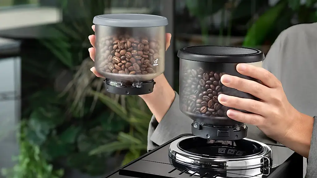 Кофе с изюминкой: новая машинка от De'Longhi с заменяемыми бункерами