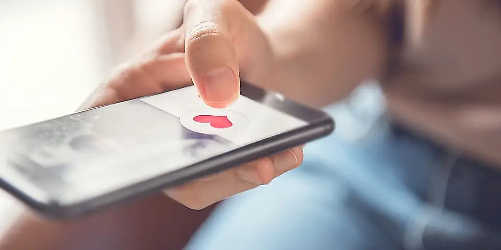 Tener más opciones en las aplicaciones de citas refuerza la intención de buscar pareja, según un nuevo estudio