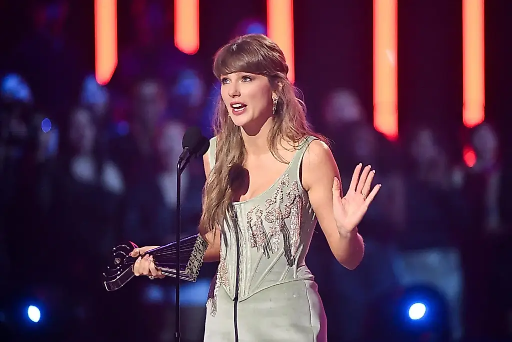 Taylor Swift se suma a Toy Story 5: ¿qué se trae entre manos la diva del pop?