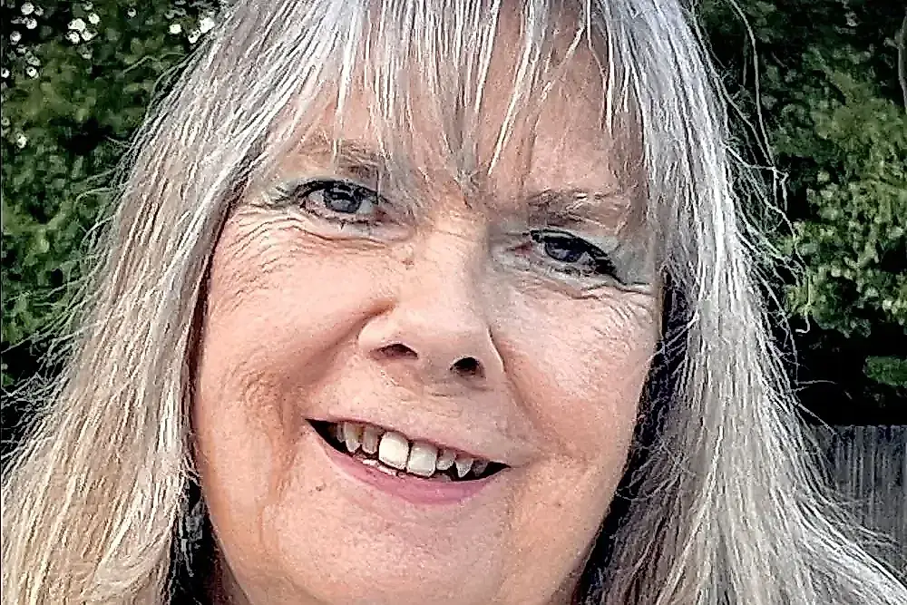 Se va la cronista de Nashville: muere la periodista Vernell Hackett