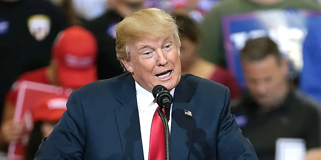Trump y una vocal escurridiza