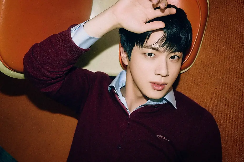 JIN из BTS выпустил новый сольный EP "Echo"