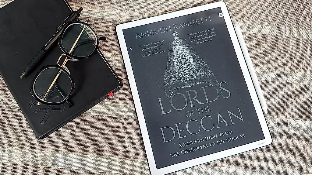 Amazon Kindle Scribe (3rd gen, 2025): огромный, яркий и дорогой союзник для рукописи (но не для кошелька)