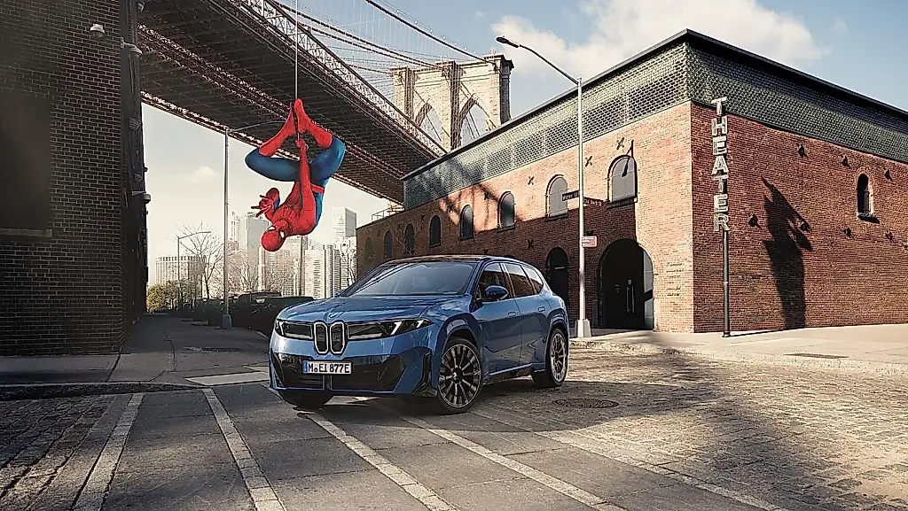 BMW вляпалась в рекламу Человека-паука
