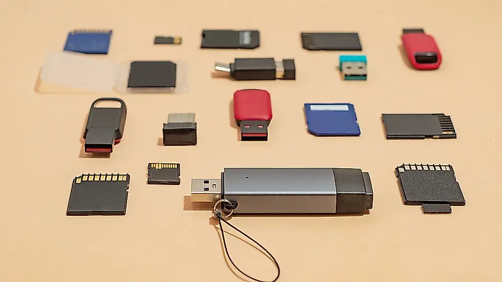 Antes de tirar tus viejas memorias USB, haz esto