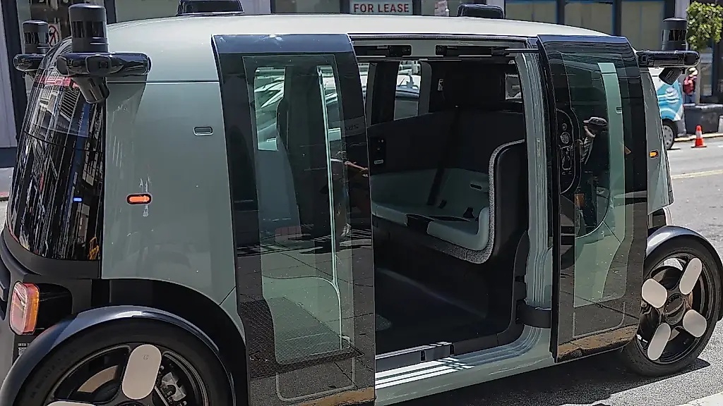 El robotaxi Zoox empieza a operar en Las Vegas