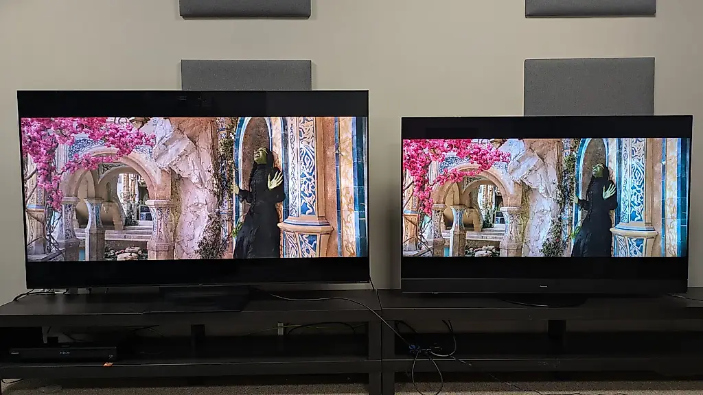 Сражение технологий: мини-LED против OLED – кто же победит?