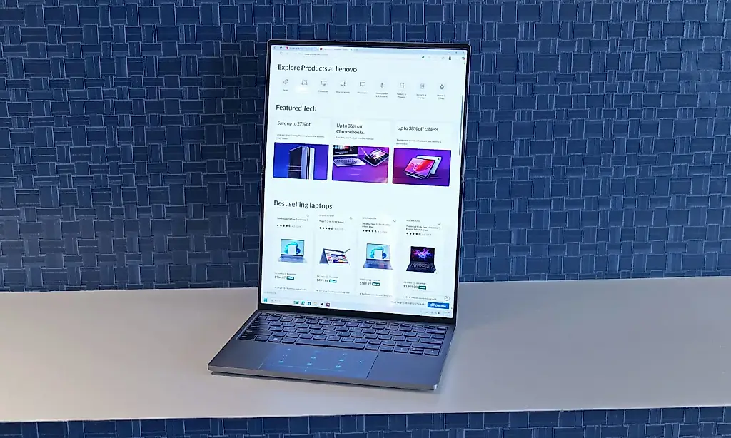 Lenovo Flip: Ноутбук из будущего или просто очередной абсурд?