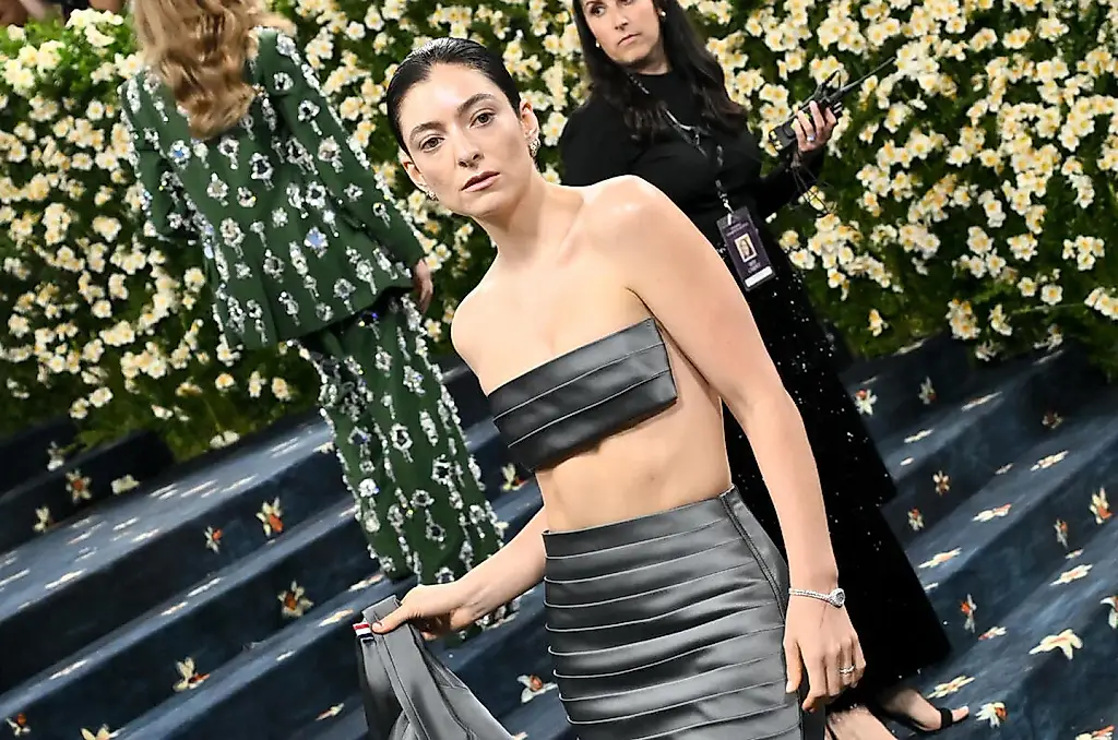 Скоро, как Новый год, но без шампанского — альбом Lorde 'Virgin'