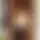 Hailey Bieber pasea un raro bolso de Chanel