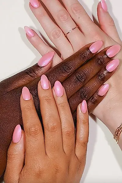 La manicura de 2002 ha vuelto, y la purpurina ya está lista — foto 5