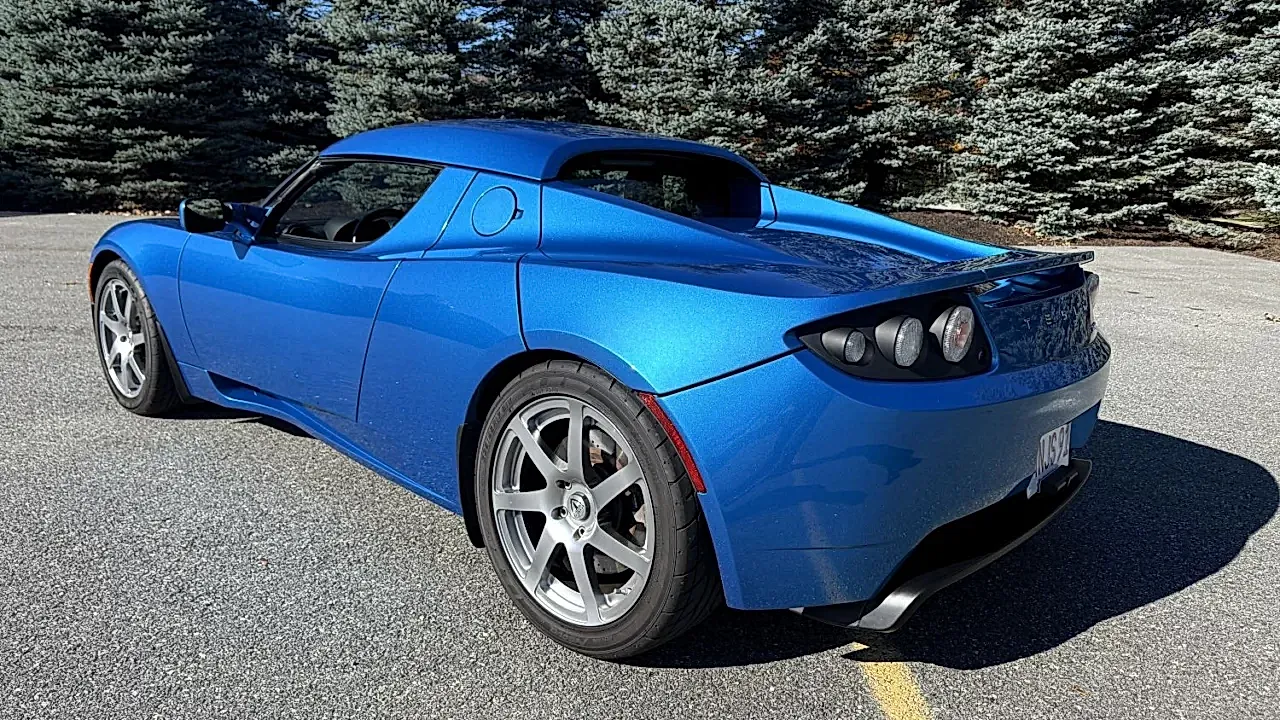 Топ-ретро: Электрокары и забытые шедевры авто