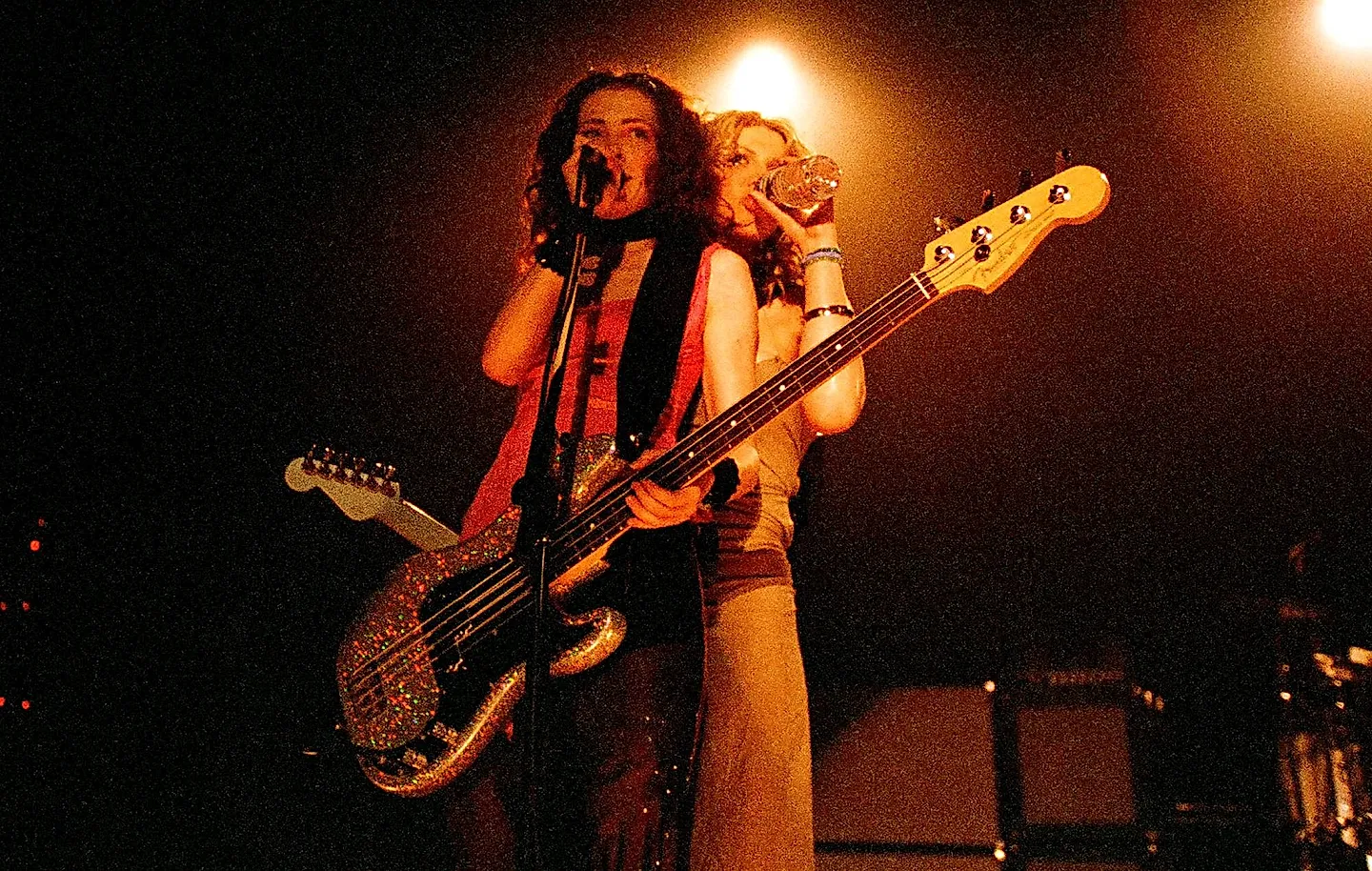 Возвращение Hole?